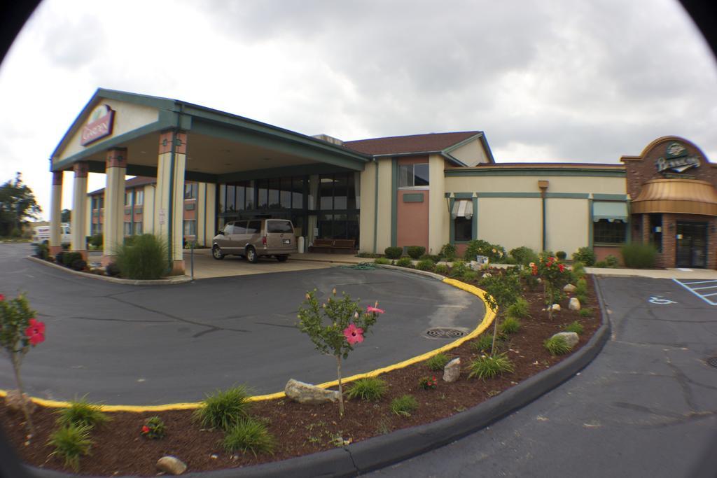 The Garden Inn Elkhart Exteriér fotografie