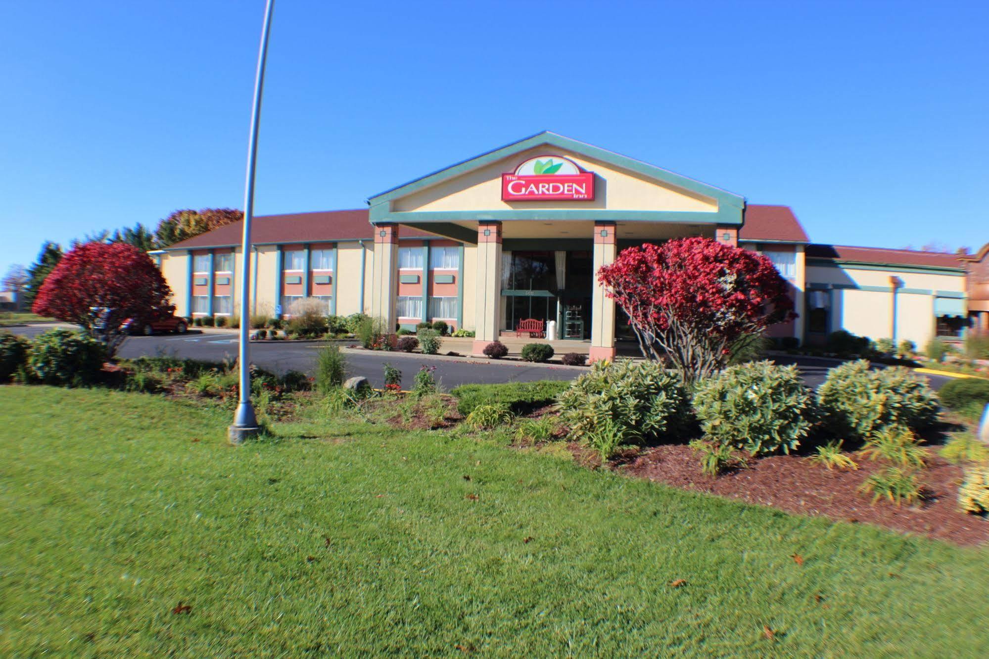 The Garden Inn Elkhart Exteriér fotografie